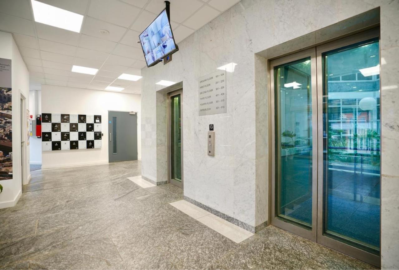 Bayard Luxe 2 Bedroom Penthouse Duplex ピーターバラ エクステリア 写真